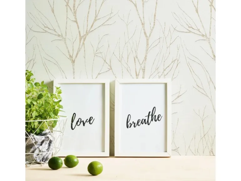 Bricoflor Weiß Gold Tapete mit Baum Design Waldtapete im Modernen Stil für Esszimmer und Schlafzimmer Vlies Mustertapete mit Vinyl