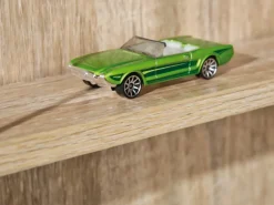 ebuy24 Comit Vitrinenschrank Wandhängend 2 Glastüren Sonoma Eiche Dekor