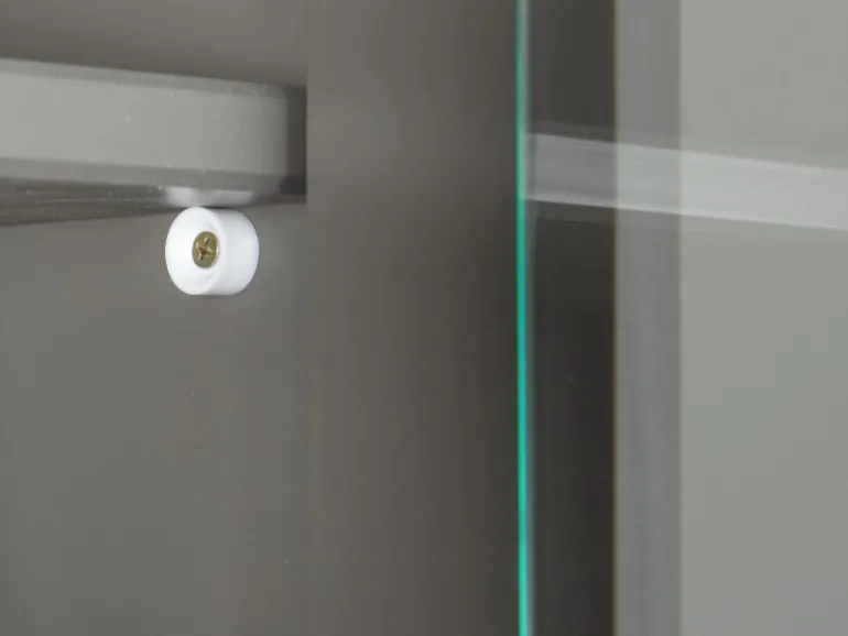ebuy24 Luzerna Vitrinenschrank mit 3+2 Türen und 3 Schubladen Grau Braun
