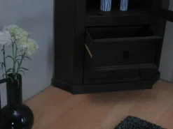 ebuy24 New Mexico Eckschrank mit 1 Glastür und 2 Schubladen Kolonial Gebeizt Gewachst