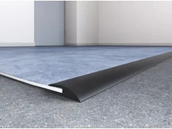 Einfassleiste 30 mm x 5 mm Schwarz 1000 mm