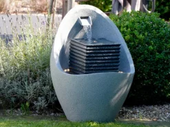 Großer Design-Gartenbrunnen in Ei-Form 49,5 cm x 49,5 cm x 66,5 cm