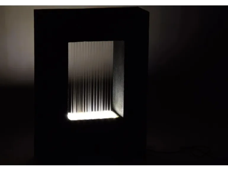 Großer Design-Gartenbrunnen mit Pflanzen-Option 54,5 cm x 19 cm x 76 cm