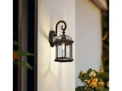 Lindby Wandleuchte Außen Laterne Adelisa 10025849 Spritzwassergeschützt Landhaus Vintage Rustikal in Bronze aus Aluminium 1-flammig E27