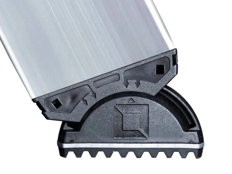 PROREGAL Stufen-Stehleiter Beidseitig Begehbar mit Clip-Step Relax 2 x 14 Stufen