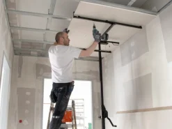Rikta Plattenhebelift 155 bis 300 cm, max. Breite 260 cm mit Feststellbremse