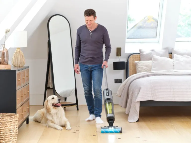 Ryobi Multiflächenreiniger 3 in 1 One+ RHFC18BL-0 Brushless 18 V