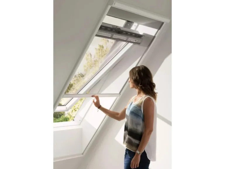 Velux Insektenschutz-Rollo ZIL SK06 0000SWL Schwarz