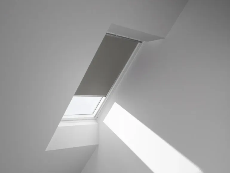 Velux Verdunkelungsrollo manuell DKL M10 0705S Grau